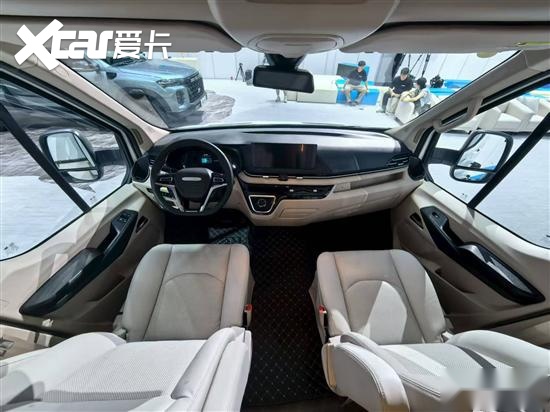 ：上汽大通MAXUS房车家族开元棋牌试玩2025成都车展(图2)